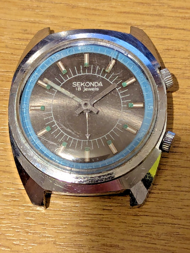 Vintage sekonda poljot - vintage, alarm