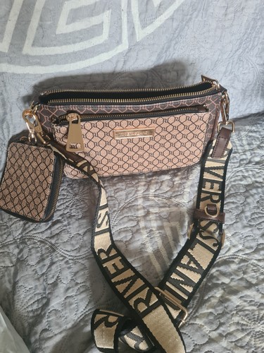 River island cross - river, in