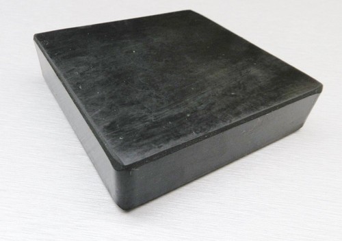 Rubber bench block 4 x - rubber, 4"