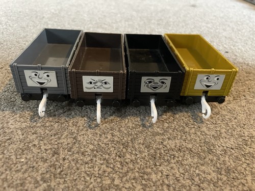 Thomas the tank engine - thomas,
