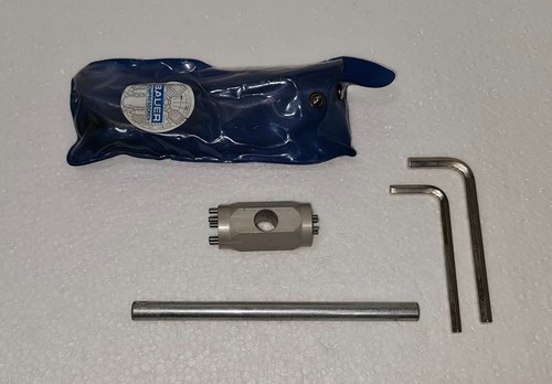 Bauer valve changing tool kit - changing,