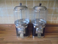 Two Genuine Beaver Vending Machine RB16 in Black each with own key