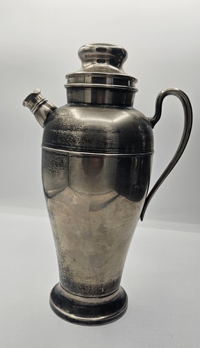 Vintage coctail shaker art - coctail,