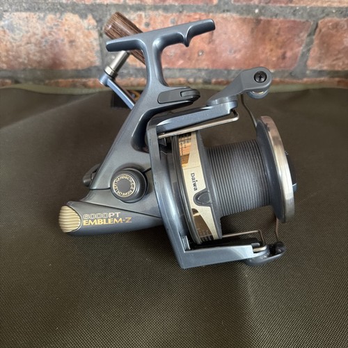Daiwa emblem 6000 blue - emblem, z