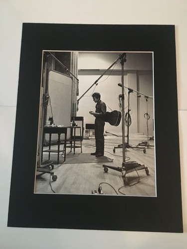 Bob dylan mounted - dylan(circa, 1963)-mounted