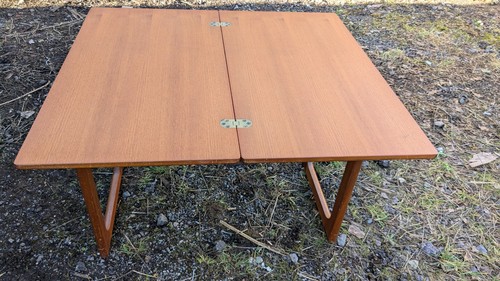 Mcintosh coffee table - table, with