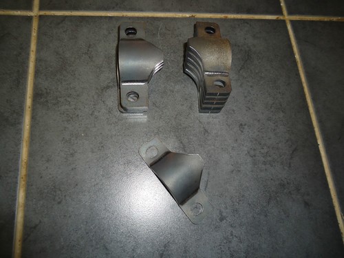 Roll cage bracket - bracket, hans