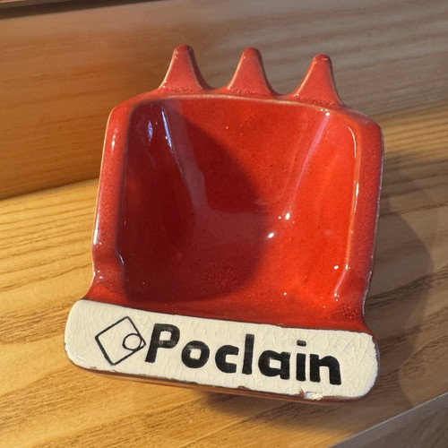 Poclain ash tray - poclain,