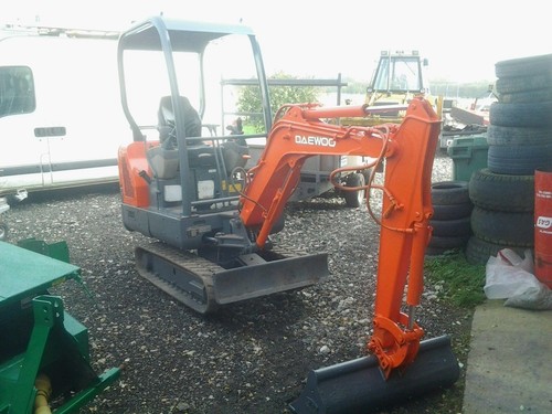 Daewoo doosan yanmar solar - ,