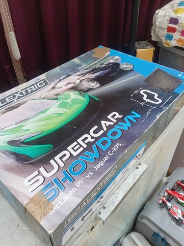 Scalextric supercar showdown - supercar,