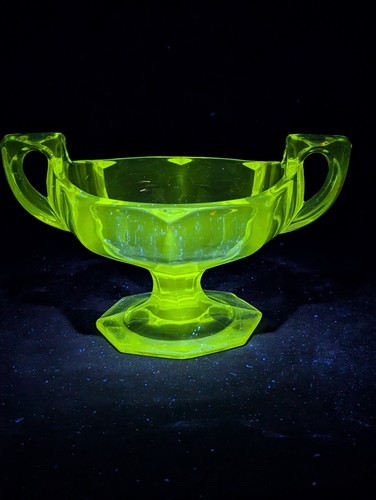Vintage reactive art - vintage,