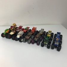14 x Hot Wheels Monster Jam