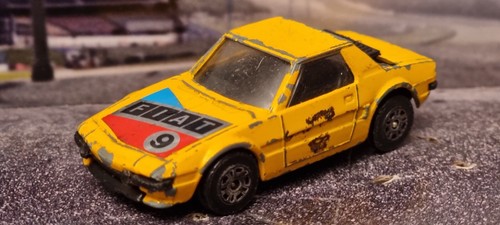 Corgi juniors fiat 9 no - x1/9,