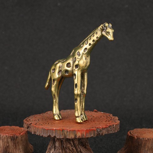 Giraffe statue - giraffe,