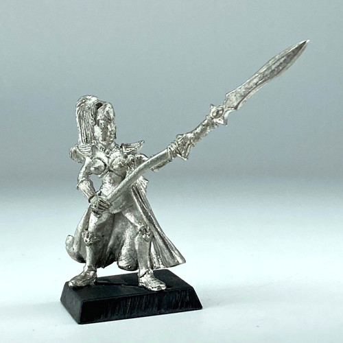 Maiden guard high elves - maiden,