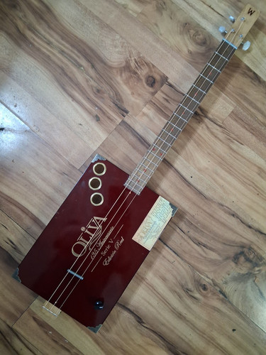 Weeklyhouse cigar box guitar - cigar,