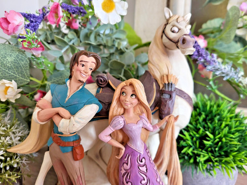 Disney traditions showcase - disney,