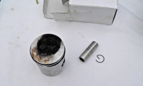 Engine barrel and piston - barrel,
