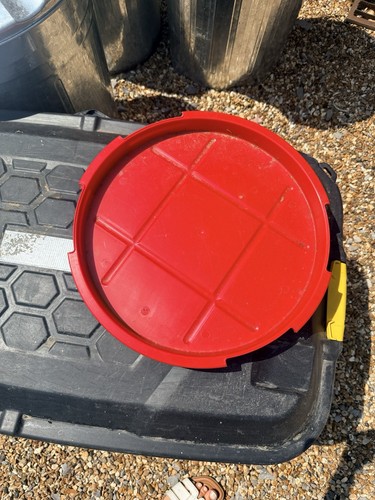 Red rainbows trug 14l with - red,