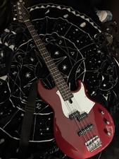 Yamaha BB234 (Raspberry Red)