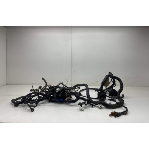 Nissan r35 engine bay - r35,