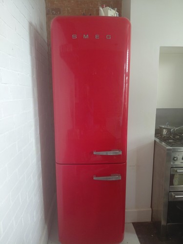 Smeg freestanding fridge - ,