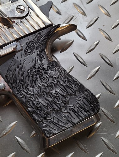 Desert eagle grips - eagle,