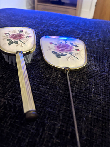 Vintage floral metal vanity - floral,