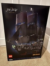 LEGO 10365 - Pirates of the Caribbean Captain Jack Sparrow's Pirate Ship – BNIB
