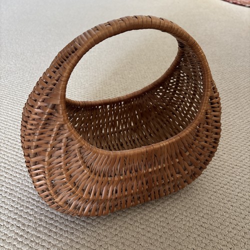 Gondola shape vintage wicker - shape,