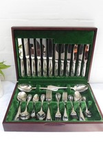 French Guy Degrenne 44pce