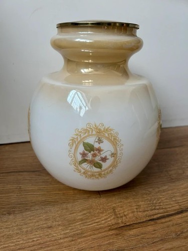 Vintage milk opaque glass - milk/opaque,