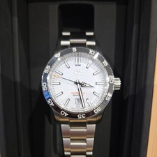 Christopher Ward C60 Trident Pro 300 42mm White Dial