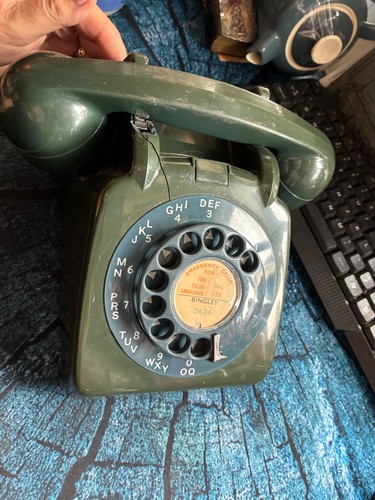 Vintage gpo 706l green rotary - green,