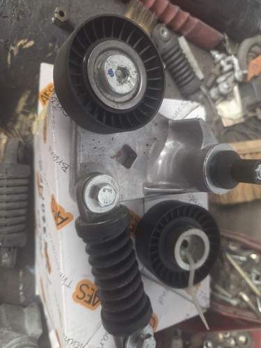 Aux tensioner belt - tensioner,