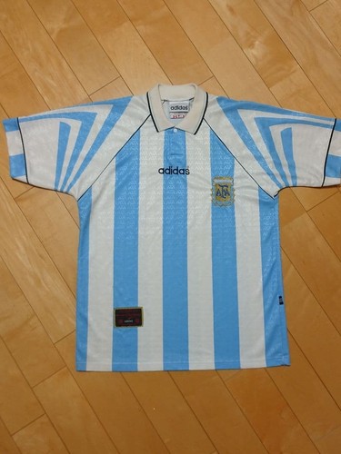 Batistuta argentina 1996 1997 - batistuta, 1996-1997