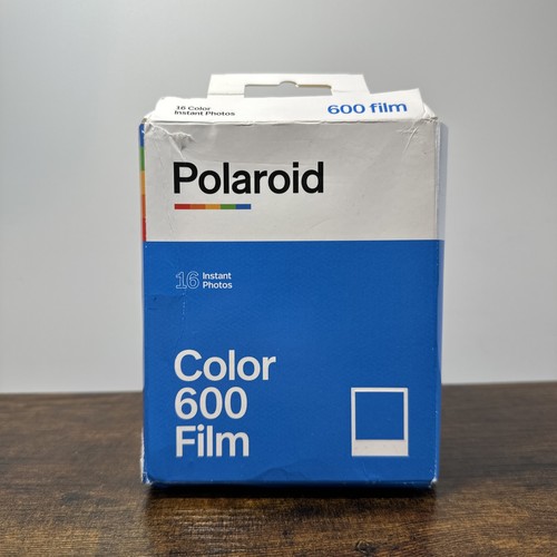 Polaroid 600 color film - -, 16