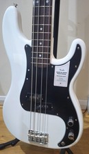 Fender Precision Bass - Made