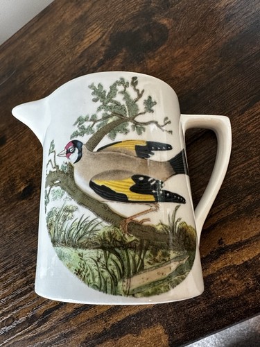 Portmeirion birds britain - birds, of