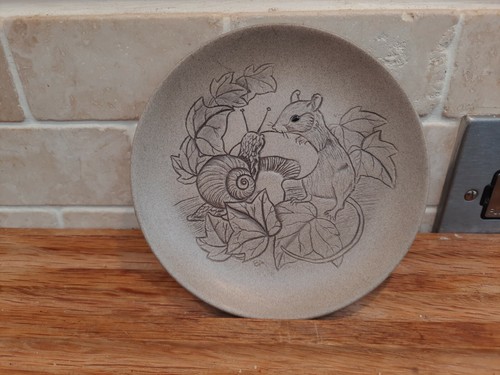 Vintage snail mouse poole - &,