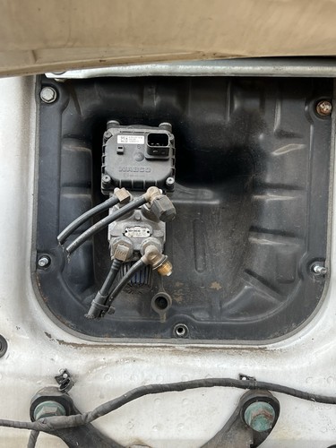 Mercedes benz antos foot - mercedes, brake