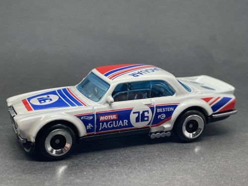 Hot wheels jaguar xjc v12 - hot,