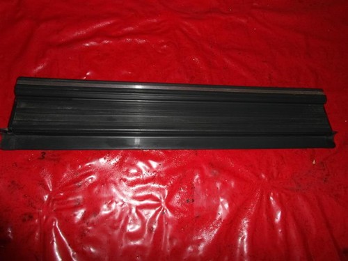Trim entry rear green mercedes - entry,