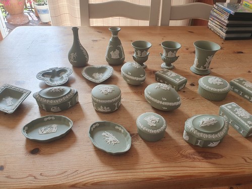 Vintage wedgewood green small - wedgewood,