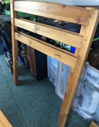 Mid sleeper pine - pine, bed