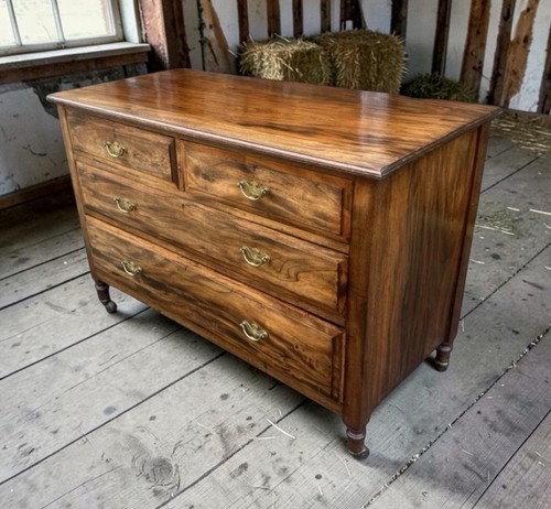 Antique mahogany chest four - antique, of
