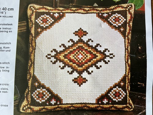 Vintage cushion tapestry kit - cushion,