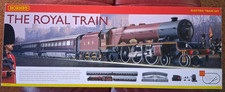 HORNBY OO R1057 THE ROYAL TRAIN TRAIN SET INC. LOCO TENDER 3 COACHES TRACK ETC.