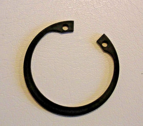 Crankshaft seal retaining - crankshaft,