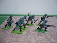 BRITAINS DEETAIL WW2 FULL SET